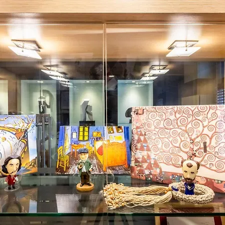 Gallery & Nisantasi